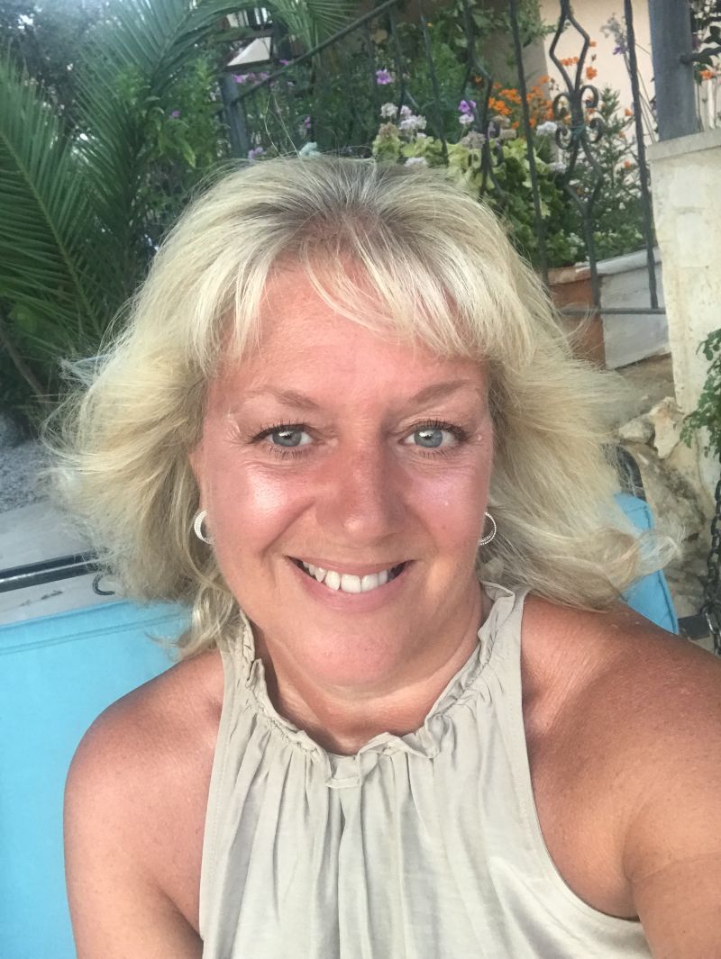 Debbie_65