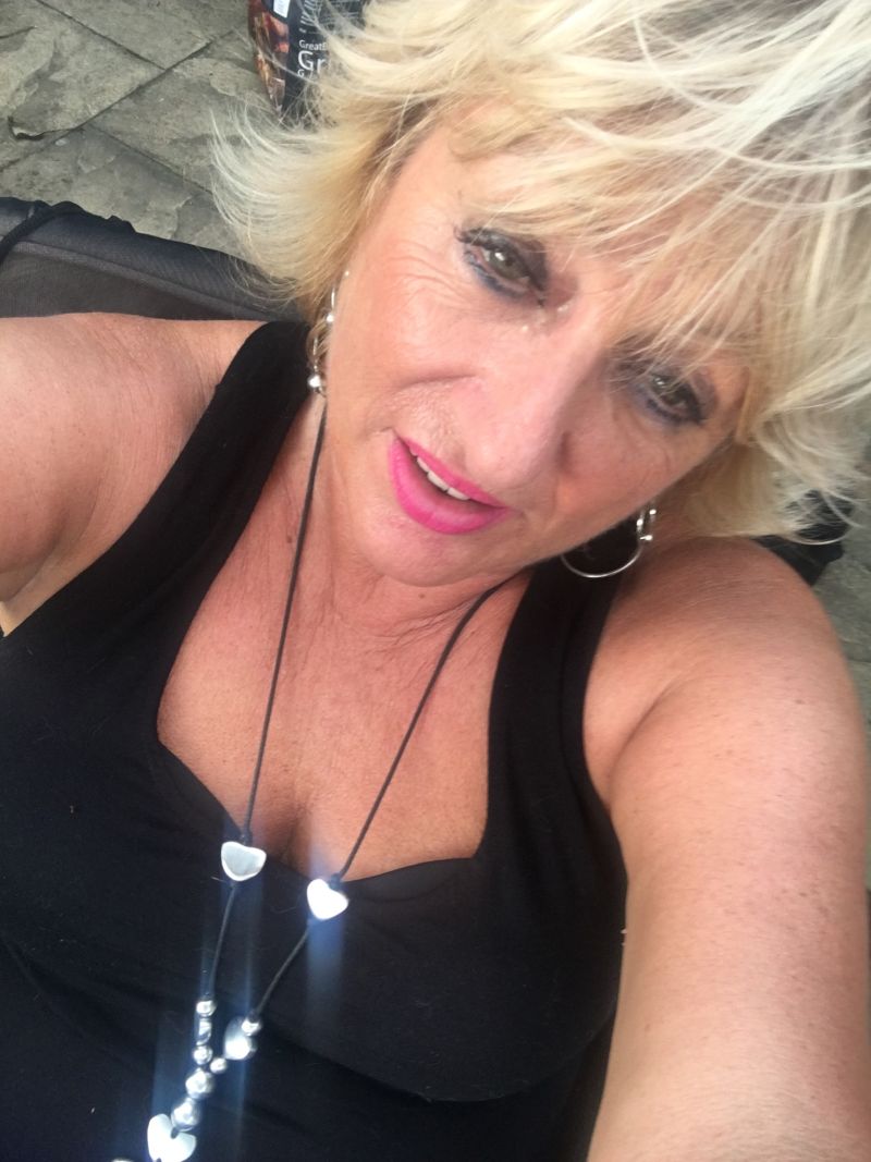 AtomicBlondie