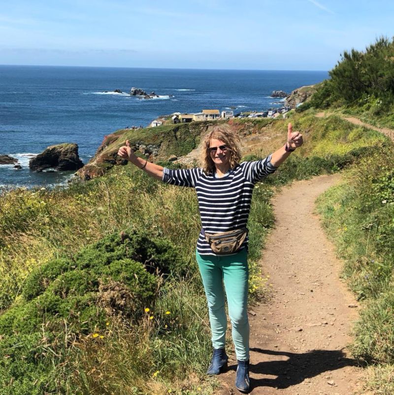 Walkingblonde